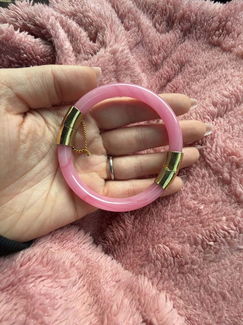 Vintage Pink Peking Glass Hinged Bangle Bracelet Safety Chain